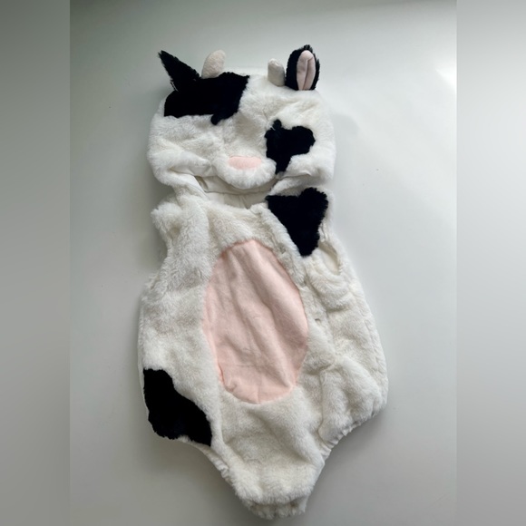 Pottery Barn Costumes Pottery Barn Baby Cow Costume 224 Months
